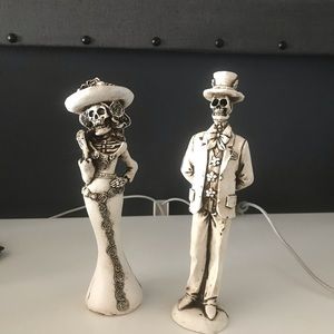 Mexican sculpture figures Catrin & Catrina couple